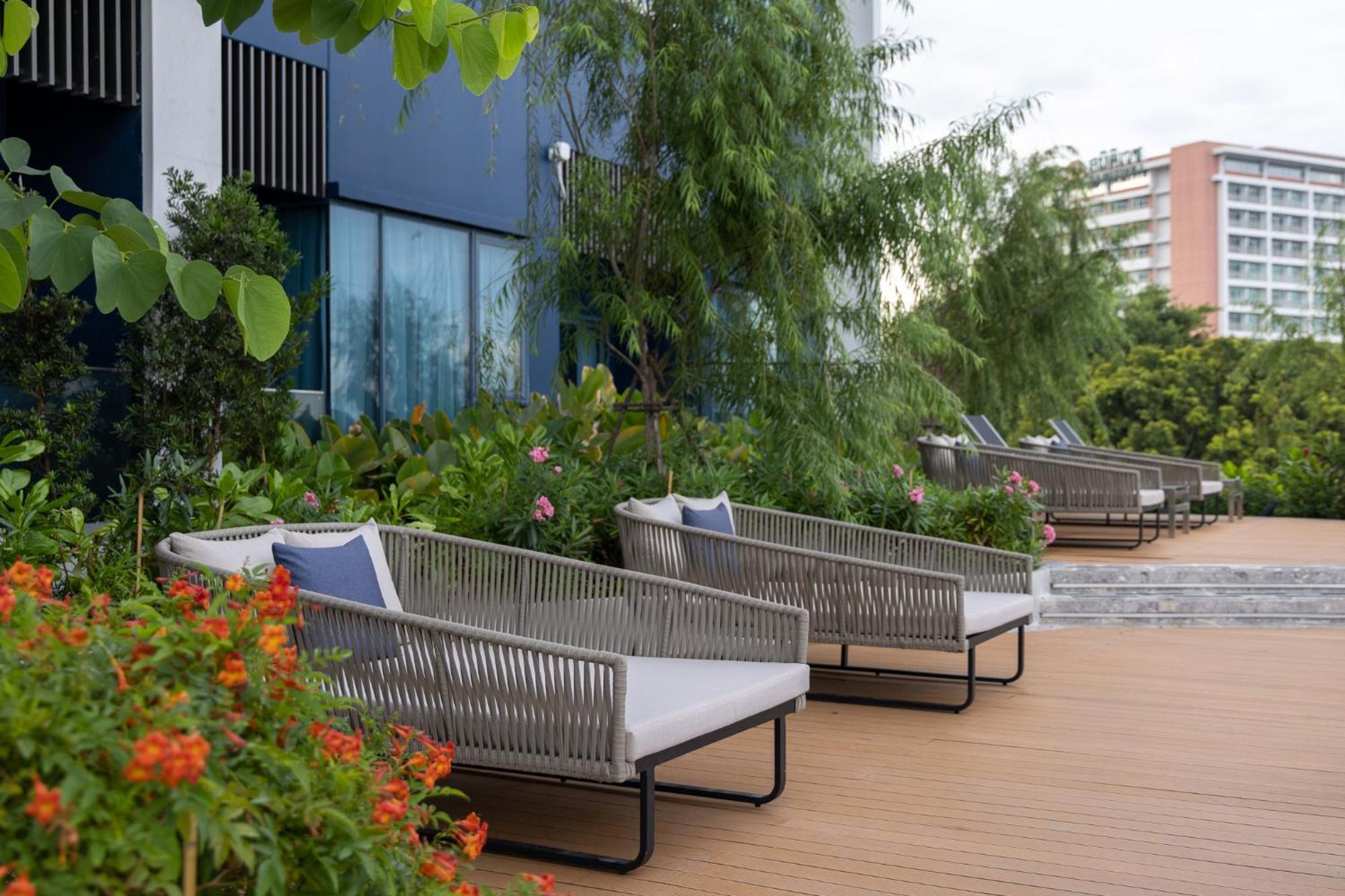 S Sriracha Hotel & Residence Si Racha Ngoại thất bức ảnh