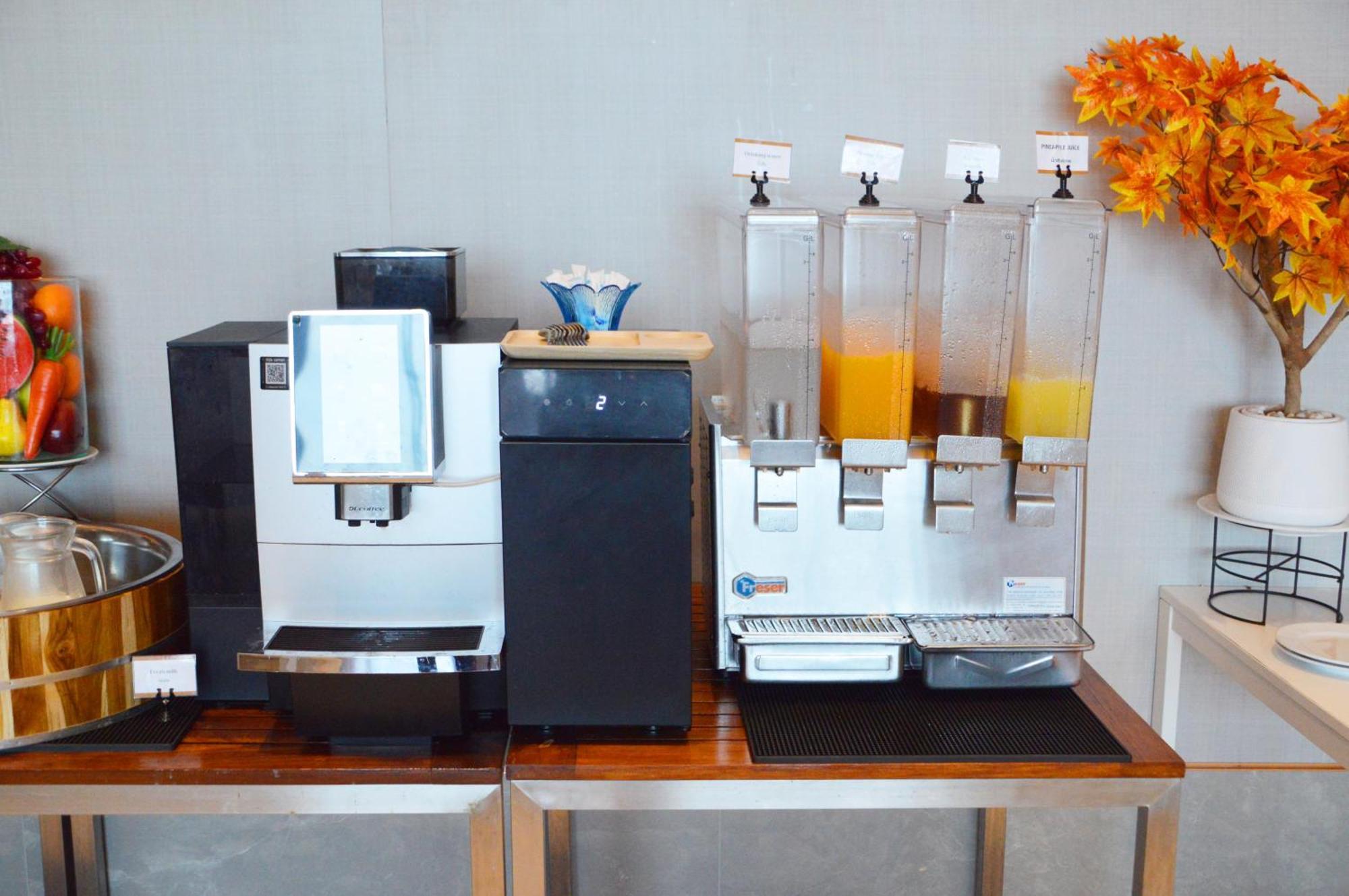 S Sriracha Hotel & Residence Si Racha Ngoại thất bức ảnh